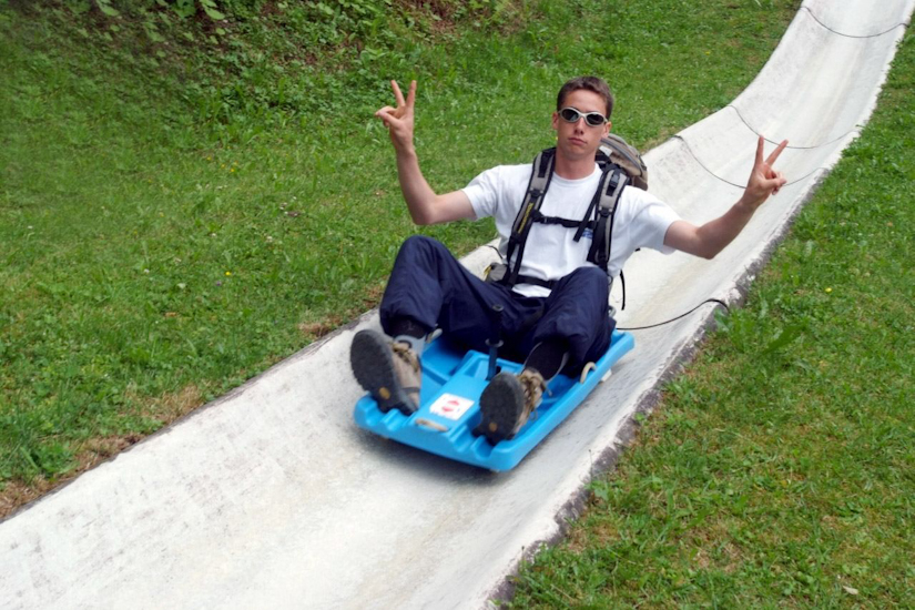La luge c’est comme les voitures, ça se conduit sans les mains !