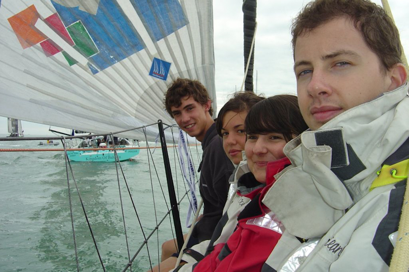 Une photo des jeunes pendant une phase de répis..