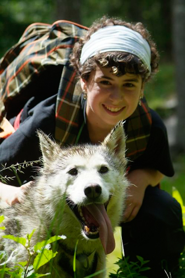 Marion, une jeune fille qui a toutou pour plaire !