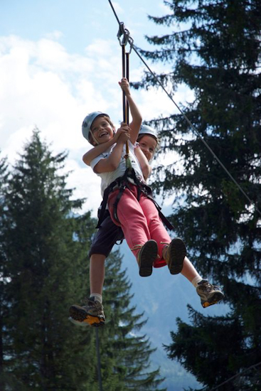 Deux petites fées dans le ciel de Chamonix, c’est magique !