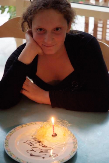 Et enfin, en guise de cerise sur le gâteau, JOYEUX ANNIVERSAIRE Marine !!!