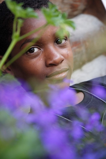 Entre les fleurs, notre ami Cheick !