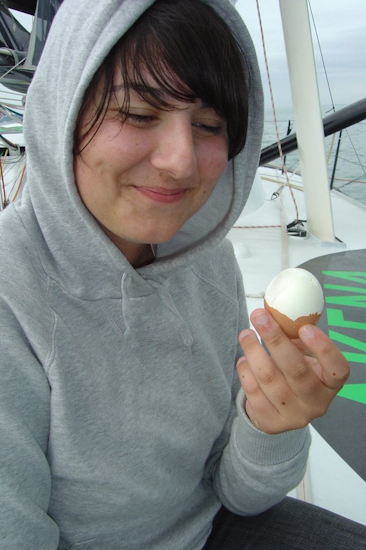 Cécile se retrouve chargée de la garde de l