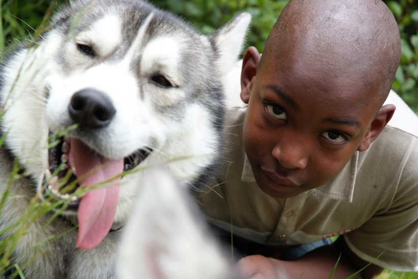 Bravo à tous : les enfants et les huskies ont formé une très belle équipe ! (El Hadji)