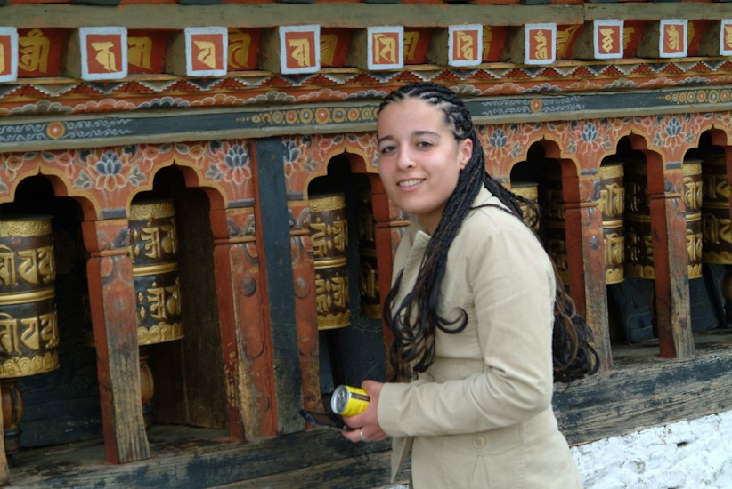 Moment magique pour chacun, la découverte des célèbres moulins à prières au mémorail Chorten… / Magical moment, the discovery of the prayer wheels at the Chorten memorial