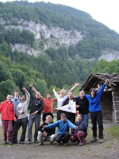 On retrouve maintenant les plus grands qui vont affronter la Via Ferrata ! En route pour l