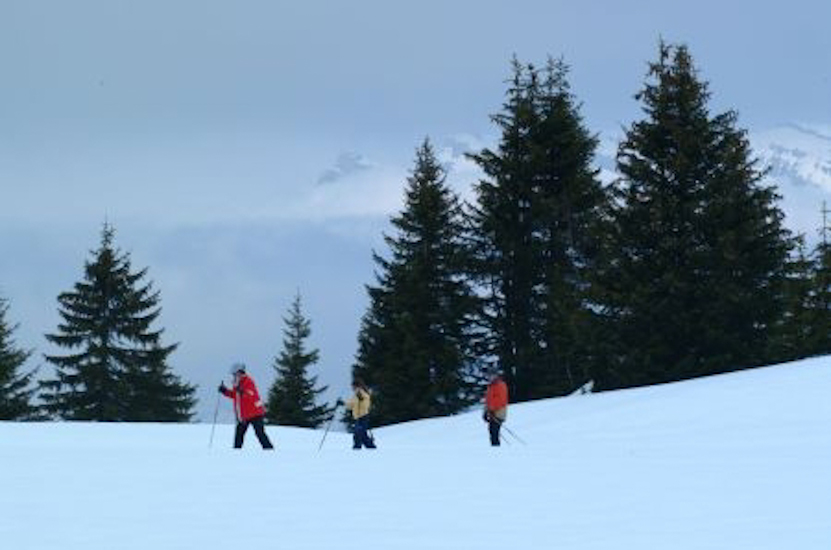 Trio de glisse inséparable : Maïté, Chloé et Dylan.
