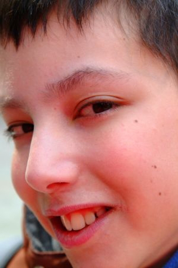 Toute babine souriante, Max en musher comblé !