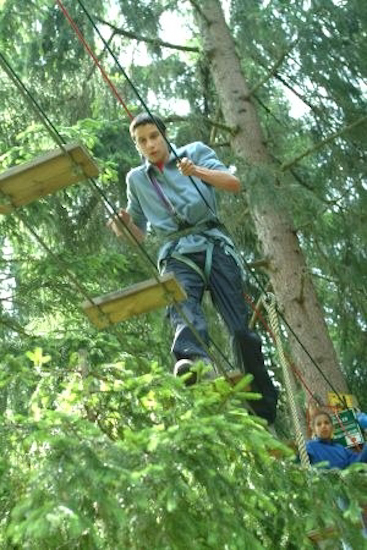 Paulo ne bondit pas de branche en branche, il court !