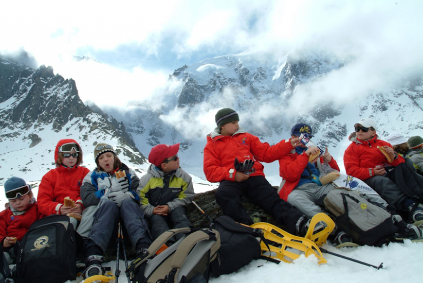 Derrière, la chaîne des montagnes et devant, la chaîne des géants !