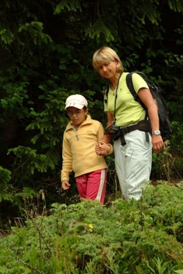 Et quand certains peinent derrière, Christine est toujours là pour aider à faciliter la descente…