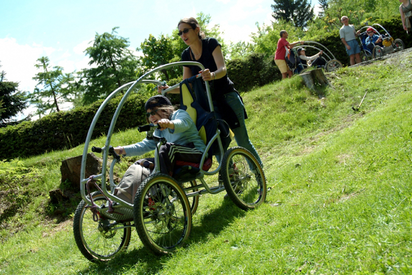 Manon elle non plus n’a pas peur de dévaler les pentes à pleine vitesse !
