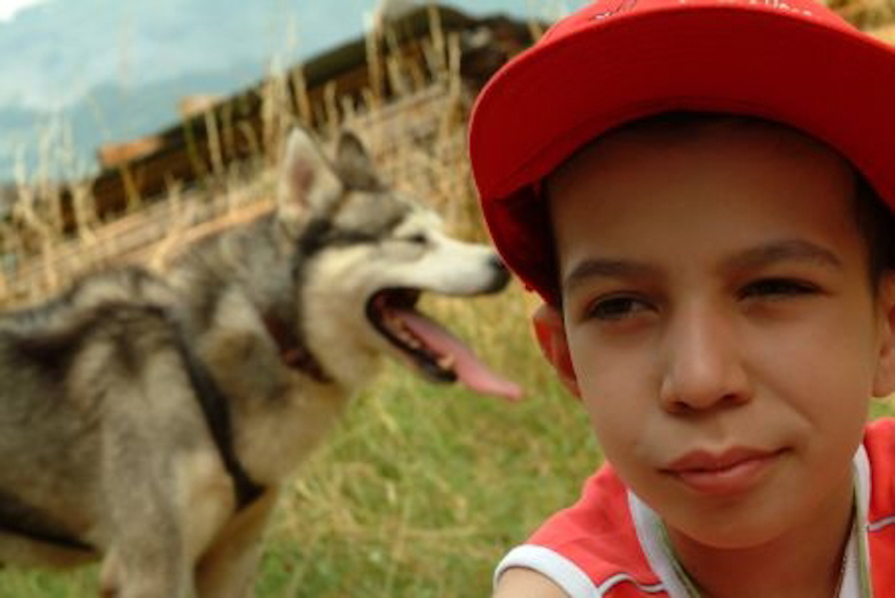 Prochainement sur vos écrans : Le chien qui murmurait à l’oreille d’Elisa !!!