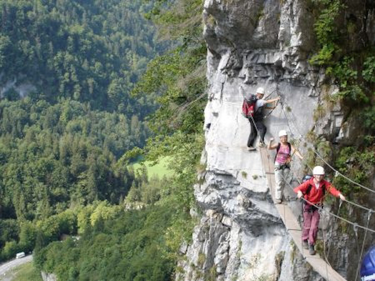 Allez, encore une traversée palpitante pour David et Mélanie et le sommet est au bout !