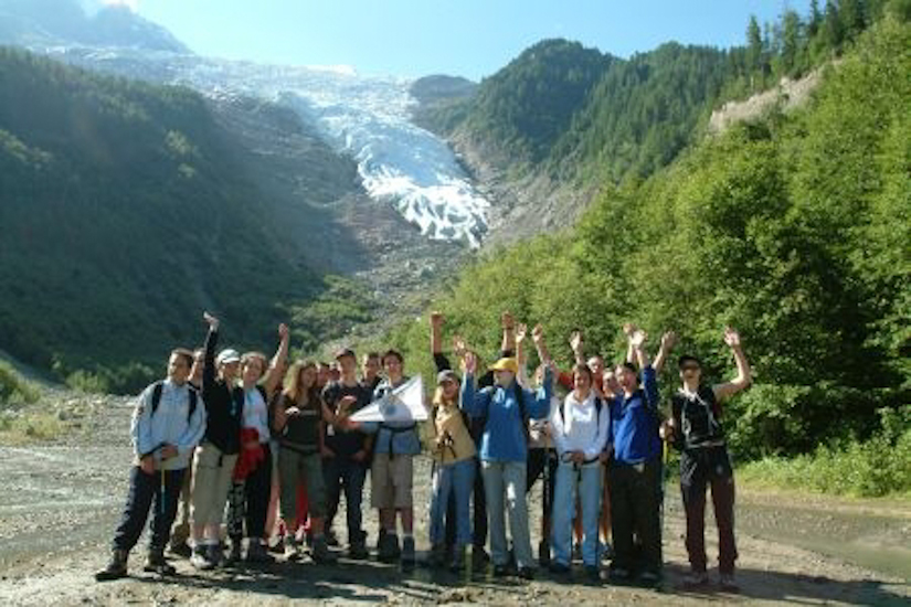 On avait trop chaud, alors on est partis rendre visite au glacier des Bossons !