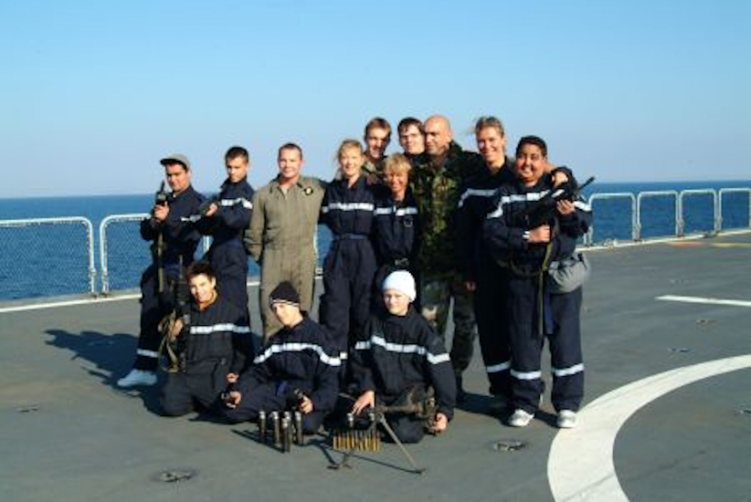 Tous sur le pont aujourd’hui en compagnie des fusiliers marins. Exercice du moment : le tir !