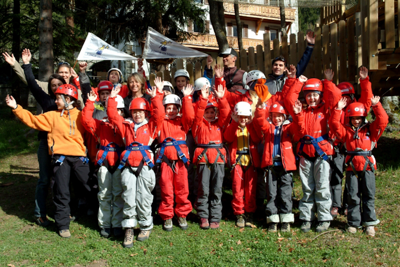 Bonjour et pour commencer, une petite photo de groupe avec Christine pour lui souhaiter un super voyage au Bhoutan avec A Chacun Son Everest.Reviens nous avec plein de belles histoires !