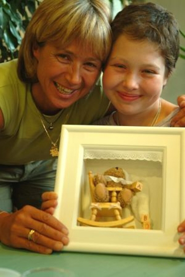 Joyeux Anniversaire Inès de la part de Christine et de toute l’équipe d’ A chacun son Everest !!!