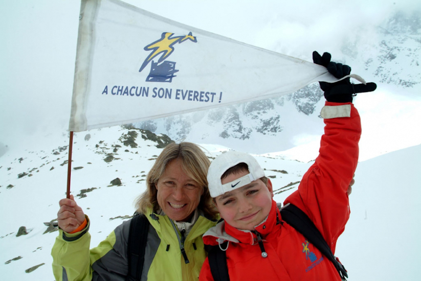 Et c’est l’arrivée tout en haut et la joie pour Florian et Christine !