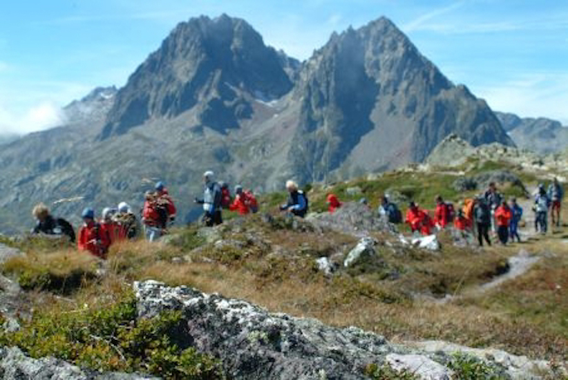 Quel bonheur ! La descente nous semble une partie de plaisir tant les souvenirs de notre sommet commencent déjà à pétiller dans notre esprit !