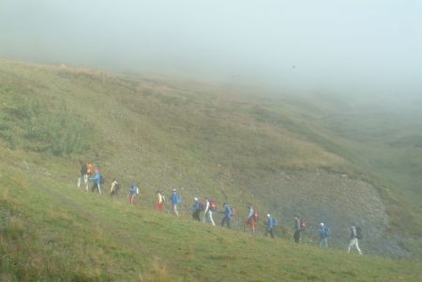 ux groupes, un seul point de ralliement : le sommet des Posettes à 2200m ! Départ frileux dans le brouillard…