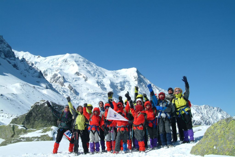 Petit regroupement de motivation avant le départ. Tous ultra chauds !