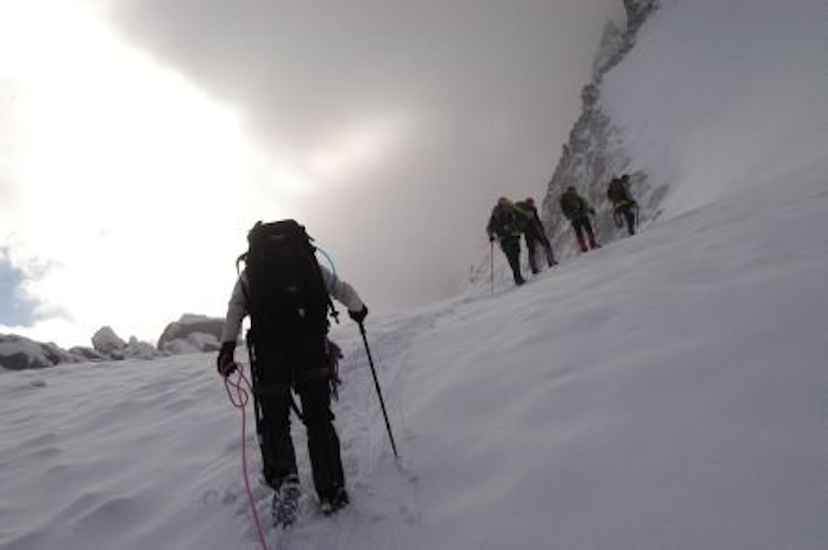 Ce qu’on aime bien dans une cordée c’est qu’on discute toujours de dos !