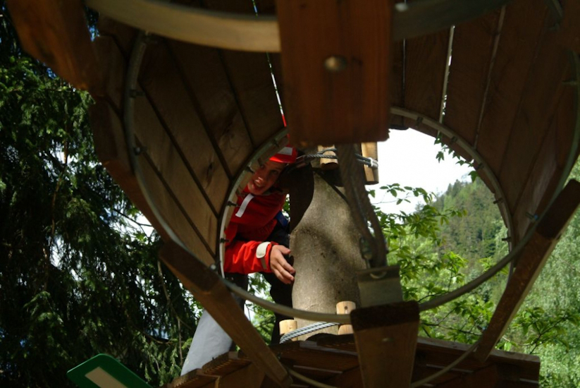 Ah, le parc-aventure autour de la maison, ça fait un vrai tube ! (Damien)