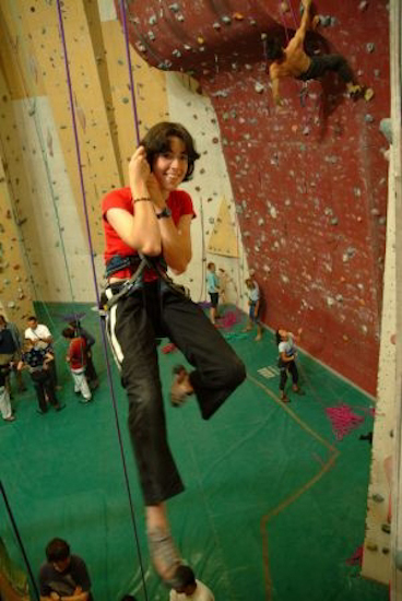 Mais une fois qu’on est en haut, ce sont ceux d’en bas qui ont l’air tout petit, pas vrai Mélanie ?