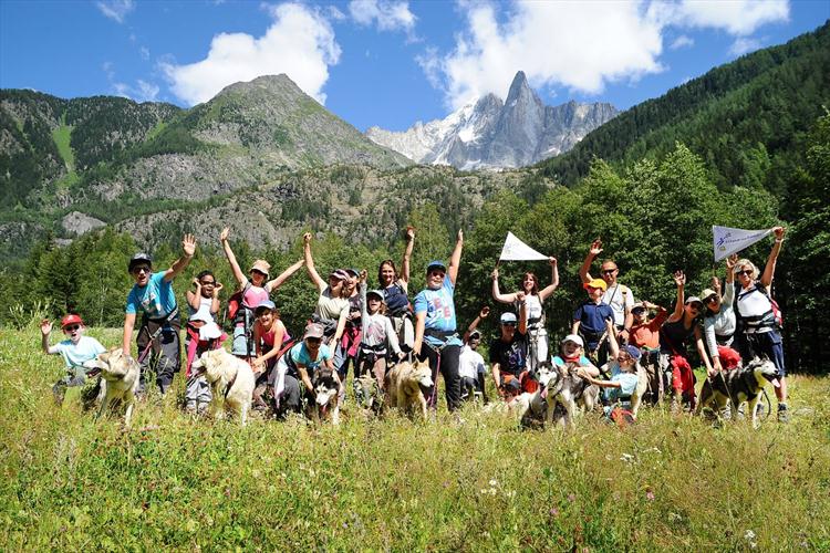 Devant les Drus sous un soleil splendide dernière pose avant le retour
