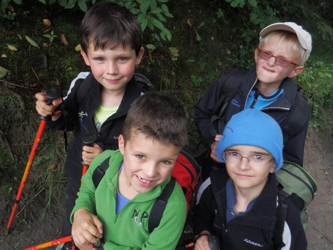 Nicolas le grand champions et les petits champions Ethan, Gaspar, Alban