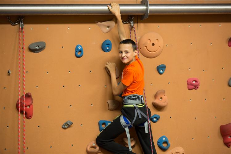 Corentin au sommet à le meme sourire que le smiley !